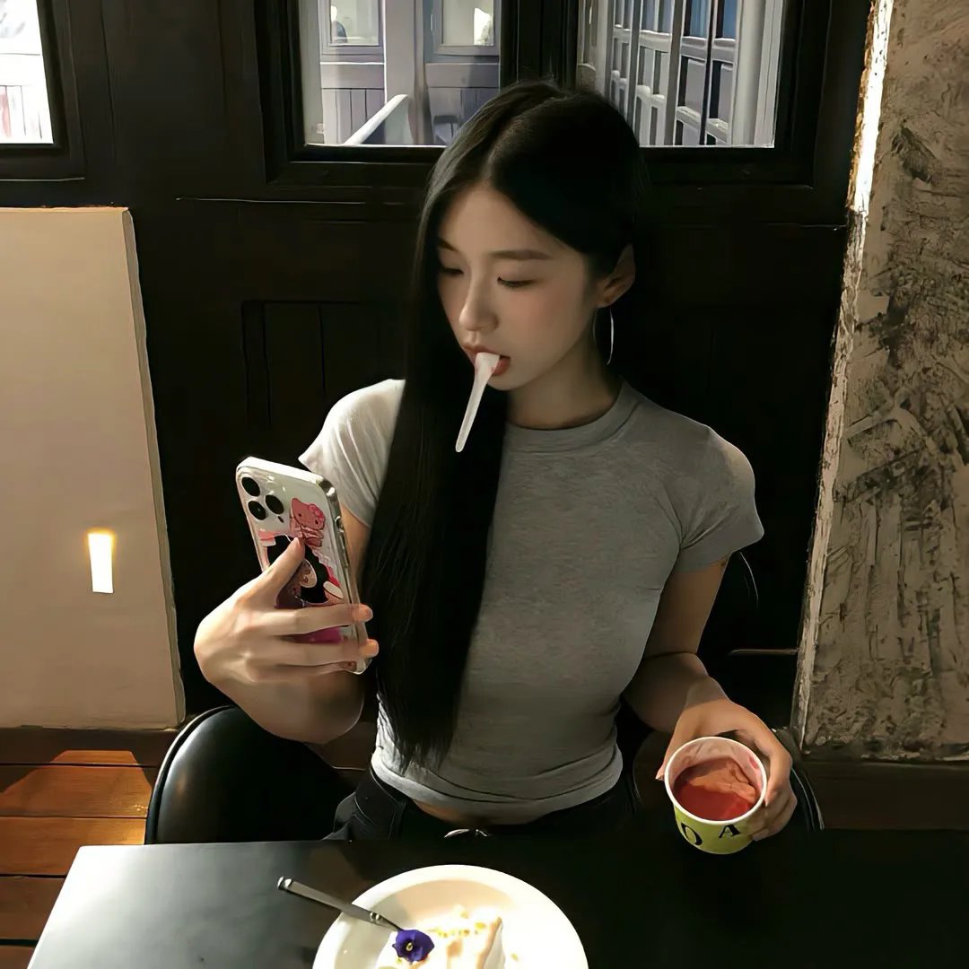 龙月